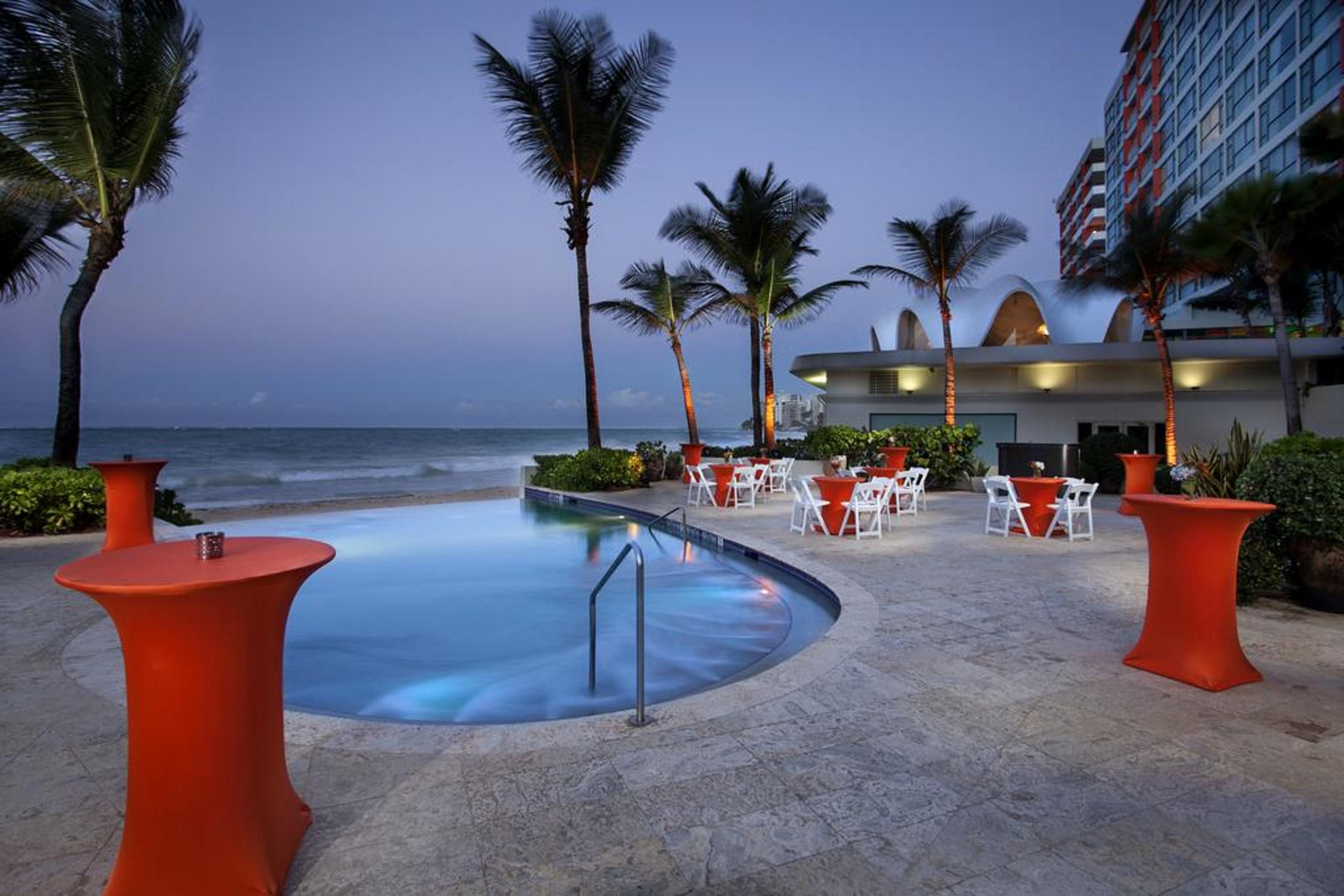 La Concha Renaissance San Juan Resort Bagian luar foto